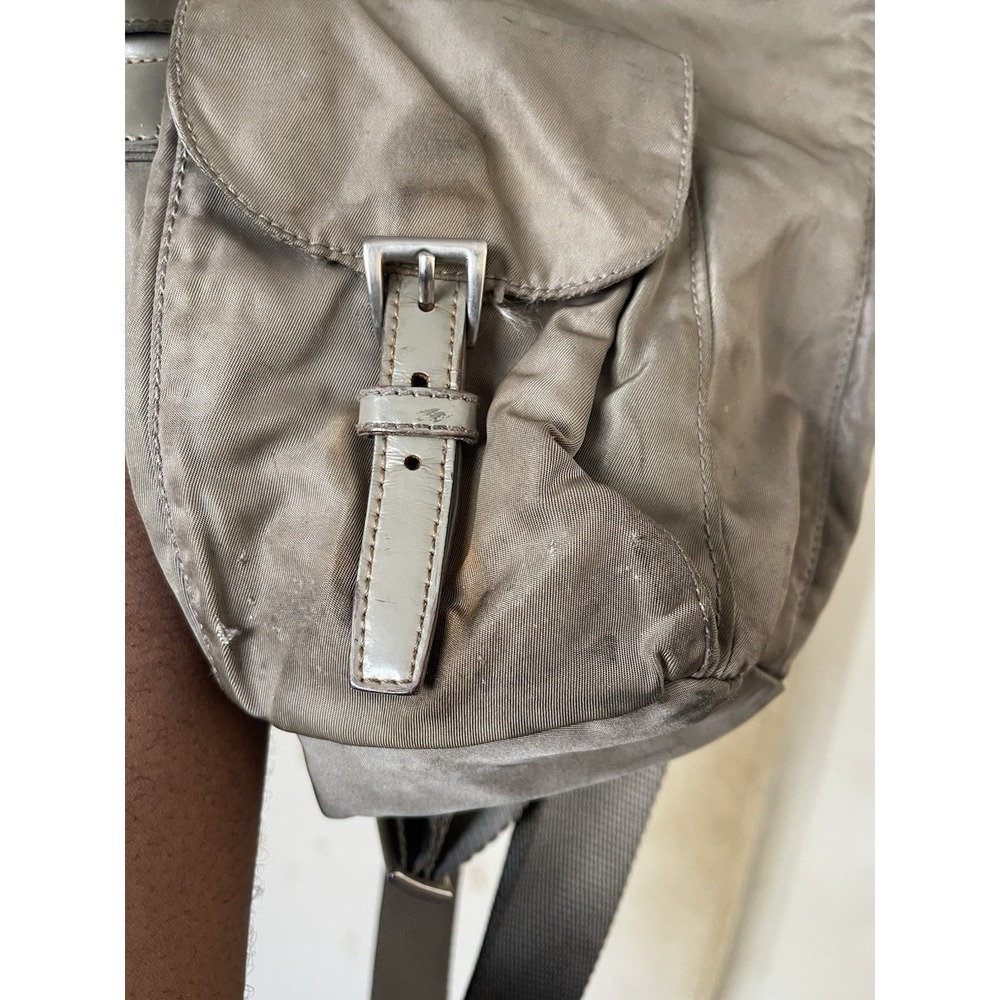 Vintage Prada Tessuto Vela Green Nylon Backpack Distressed Grunge Made In Italy - Picture 13 of 16